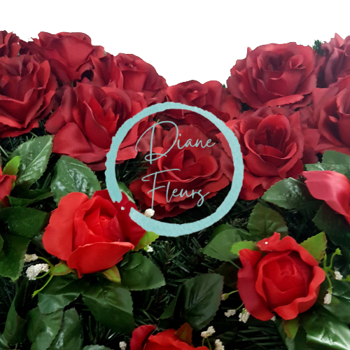 Smútočný veniec "Srdce" z Ruží 65cm x 65cm červená umelý