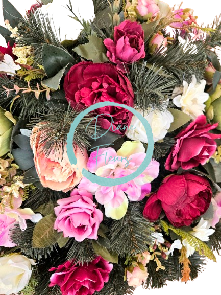 Luksusowy wianek Exclusive piwonie, róże, dalie i dodatki 70cm