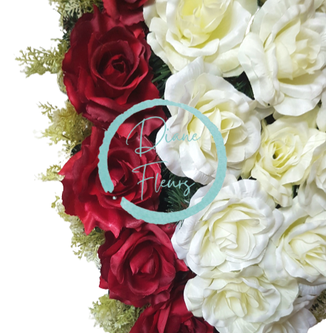 Schöne Trauerkranz "Herz -formig" mit Künstlichen Rosen 55cm x 55cm