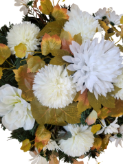 Künstliche Kranz die Ring-förmig mit Chrysanthemen, Dahlien und Zubehör Ø 40cm