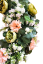 Luxusný smútočný veniec borovicový exclusive peonie pivonky, gerbery a doplnky Ø 90cm