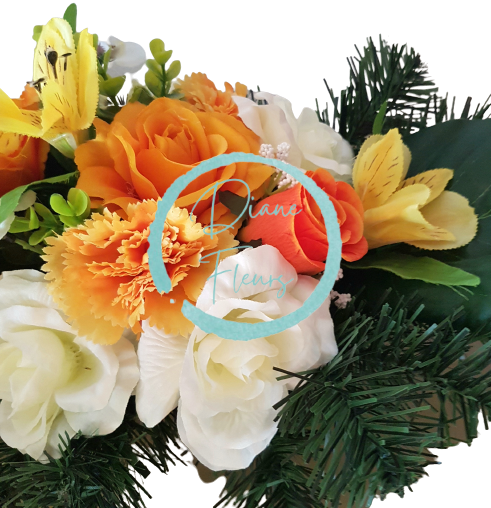Krásný smútočný aranžmán betonka umelé ruže, karafiáty, alstromeria a doplnky 60cm x 30cm x 23cm žltá, krémová, oranžová