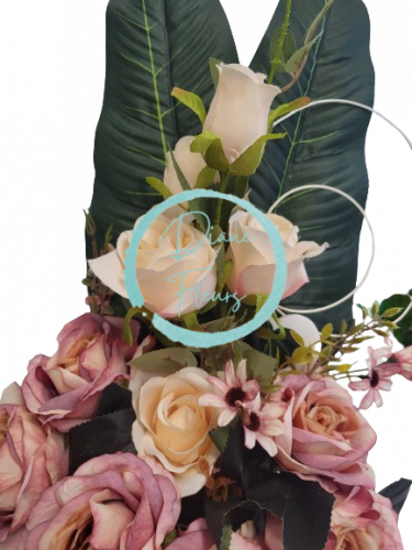 Flower Box cu trandafiri si accesorii 27cm x 55cm