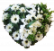 Coroana funerara „Inimă” din trandafiri si clematis 60cm x 60cm crem, alb flori artificiale