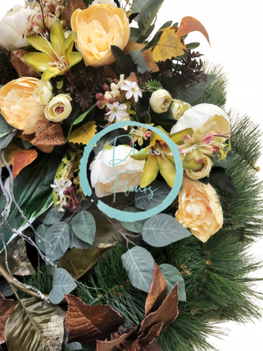 Smútočný veniec borovicový Exclusive Pivonky Peonie & Poinsettie Vianočné ruže & Gladioly & Ľalie & Doplnky Ø 70cm