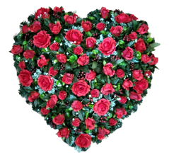 Wianek żałobny "Serce" ze sztucznych róż z jagodami 80cm x 80cm czerwony