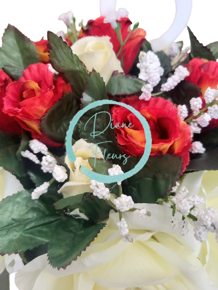 Rose artificiali con cuore in vaso 28 cm x 28 cm