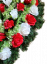 Pogrebni venec Srce vrtnic in mahu ter dodatki 80cm x 80cm umet
