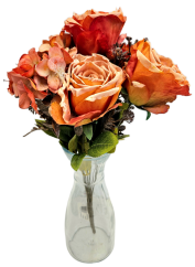 Изкуствен букет от рози, хортензии и аксесоари 44 см оранжеви