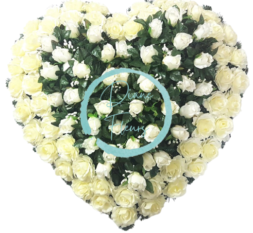 Wianek żałobny "Serce" wykonany ze sztucznych róż 80cm x 80cm kremowy