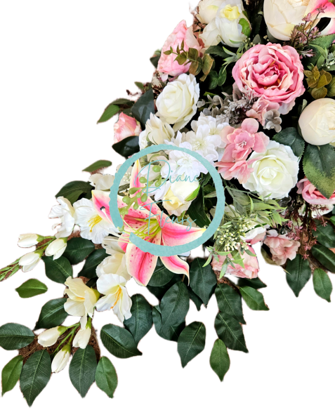 Großes Trauergesteck Exclusive aus künstliche Pfingstrosen, Rosen, Delphinium und Accessoires 135cm x 50cm x 35cm AS1017