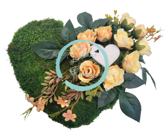Decorative (sympathy) mossy wreath "Heart -shaped" Roses & accessories 27cm x 23cm
