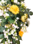 Temetési fenyőkoszorú Exkluzív Bazsarózsa és Gerberák, Sedum és Kiegészítők Ø 90cm