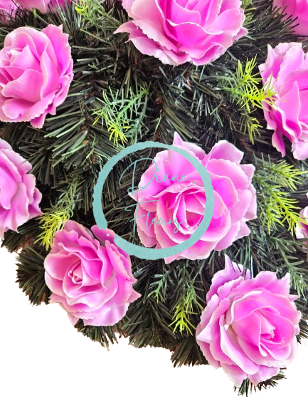 Smútočný veniec srdce z Ruží 55cm x 55cm umelý