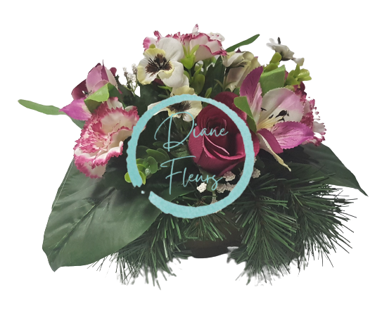 Betonski aranžma z umetnimi vrtnicami in nageljni ter mačehami in dodatki 25cm x 15cm