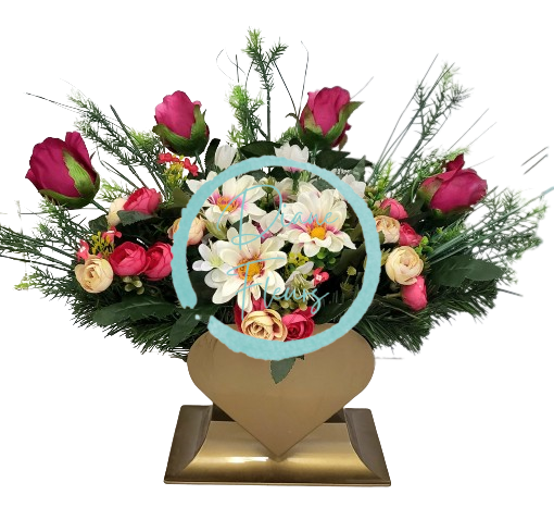 Bellissima composizione funebre a forma di cuore, in cemento, esclusive margherite artificiali, rose, camelie e accessori 65 cm x 28 cm x 35 cm AS541