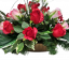 Krásný smútočný aranžmán betonka umelé ruže, doplnky a stuha 77cm x 33cm x 40cm červená, ružová