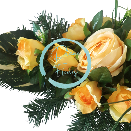 Piękna kompozycja żałobna owe sztuczne róże i dodatki 53cm x 27cm x 23cm żółte