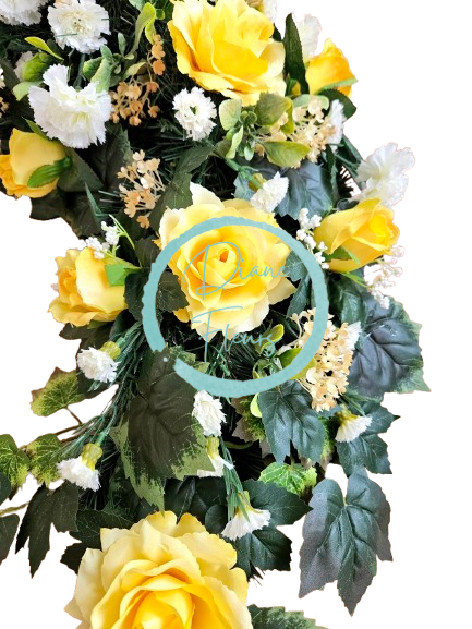 Smuteční věnec esíčko umělé růže, karafiáty a doplňky 130cm x 40cm AS1027