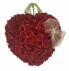 Smuteční věnec srdce 55cm x 55cm s růžemi červená s mašlí umělý