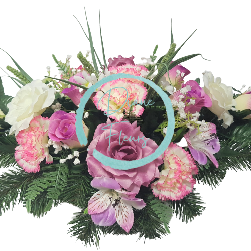 Ekskluzivne umetne vrtnice, nageljni in dodatki za betonske aranžmaje 60cm x 30cm x 25cm