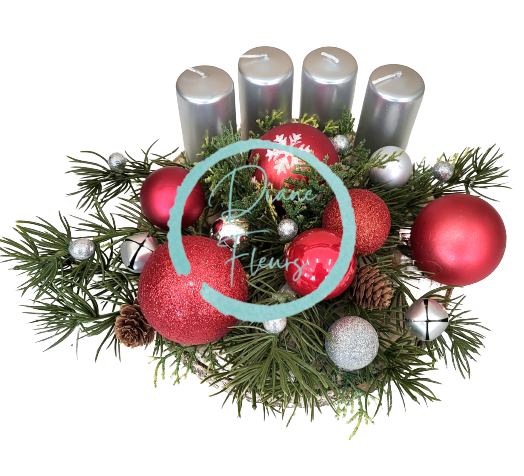 Vánoční adventní kompozice se svíčkami, vánočními koulemi a šiškami 26cm x 10cm