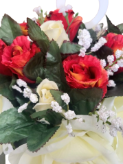 Artificial Roses with a heart in flowerpot 28cm x 28cm