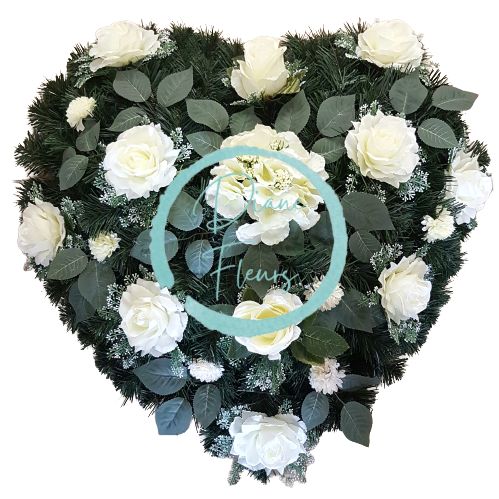 Pogrebni venec Srce umetnih vrtnic, hortenzij in dodatkov 65cm x 65cm krem, zelena