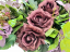 Smuteční aranžmán betonka umělé růže a doplňky 50cm x 25cm x 16cm