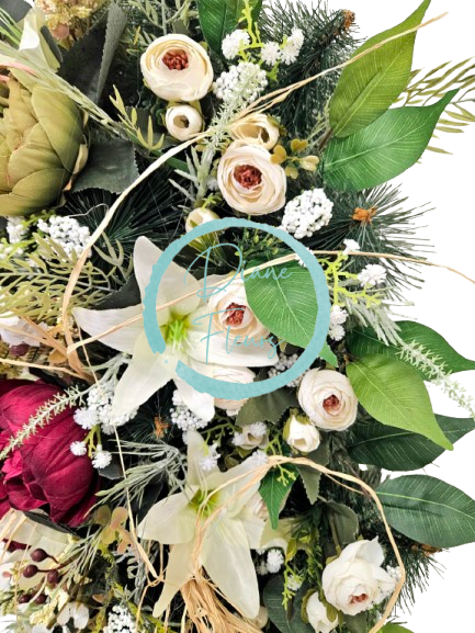 Luxusní věnec borovicový exclusive pivoňky, lilie, kamélie a doplňky 75cm x 45cm AS911