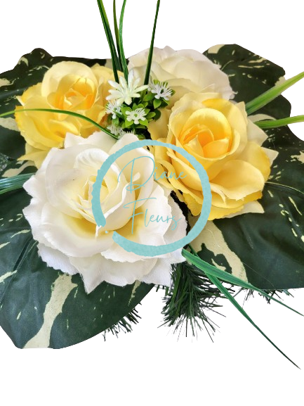 Sympathy arrangement made of artificial Roses and Accessories 28cm x 15cm