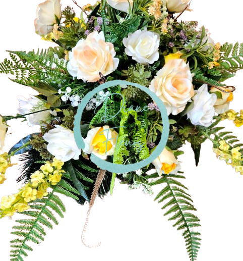 Veľký luxusný aranžmán umelé ruže, papraď a doplnky 110cm x 85cm