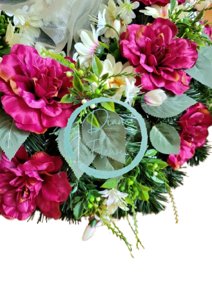 Smútočný veniec kruh umelé dahlie, margarétky a doplnky Ø 60cm