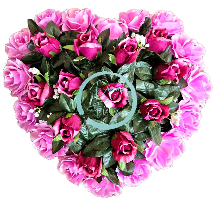 Вкопан венец "Сърце" от изкуствени рози 40см х 40см AS1030