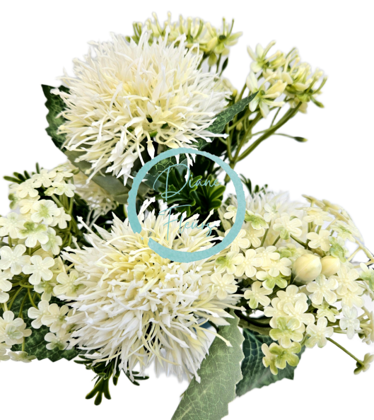 Голям букет от Thistle & Accessories 42 см изкуствен крем