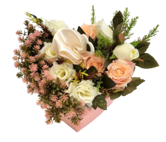 Flower Box inima cu un amestec de flori artificiale si accesorii 33cm x 25cm x 12cm