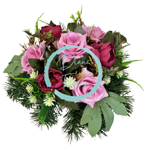 Траурна аранжировка от бетон, изкуствени божури, рози и аксесоари 30см x 18см AS539