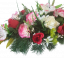 Luxusný smútočný aranžmán betonka exclusive umelé ruže, karafiáty & doplnky 60cm x 30cm x 25cm