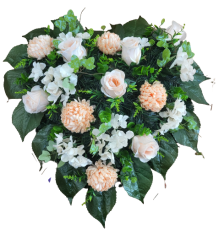 Piękny wieniec pogrzebowy "Serce" ze sztucznych róż i chryzantem 50cm x 50cm