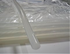 Tavná náplň - lepidlo 11mm / 300mm lepiaca tyčinka, lepidlo, náplň do tavnej lepiacej pištole (cena je za 1 kus)