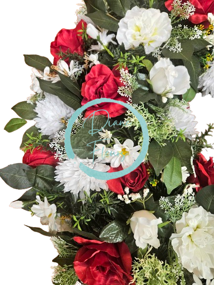 Smuteční věnec borovicový exclusive růže, clematis, chryzatémy, kopretiny a doplňky 80cm AS995