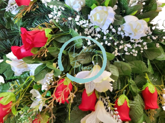 Temetési koszorú "gyűrű" rózsák, liliomok, alstroemeria és kiegészítők Ø 80cm