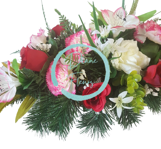 Aranjament pentru cimitir de lux de trandafiri artificiali, garoafe si accesorii 60cm x 30cm x 25cm