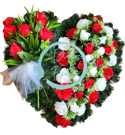 Smuteční věnec "Srdce" z umělých růží, mechu a doplňků 80cm x 80cm