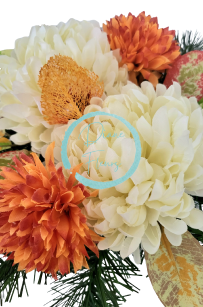 Smútočný aranžmán betonka umelé chryzantémy a doplnky 34cm x 17cm