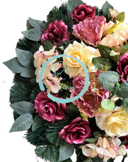 Pogrebni vijenac s umjetnim ružama, božurima, hortenzijama i dodaci Ø 55cm