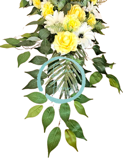 Smútočný veniec esíčko umelé ruže, karafiáty, clematis a doplnky 150cm x 50cm