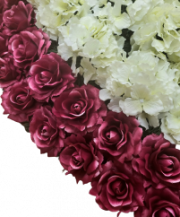 Pogrebni venec Srce z vrtnicami in hortenzijami 80cm x 80cm bordo, krem ??umetna