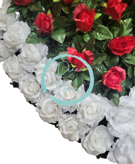 Smútočný veniec "Srdce" z umelých ruží 80cm x 80cm biely, červený