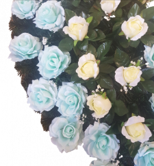 Coroana „Inimă” din trandafiri si orhidee 80cm x 80cm turcoaz & crem flori artificiale